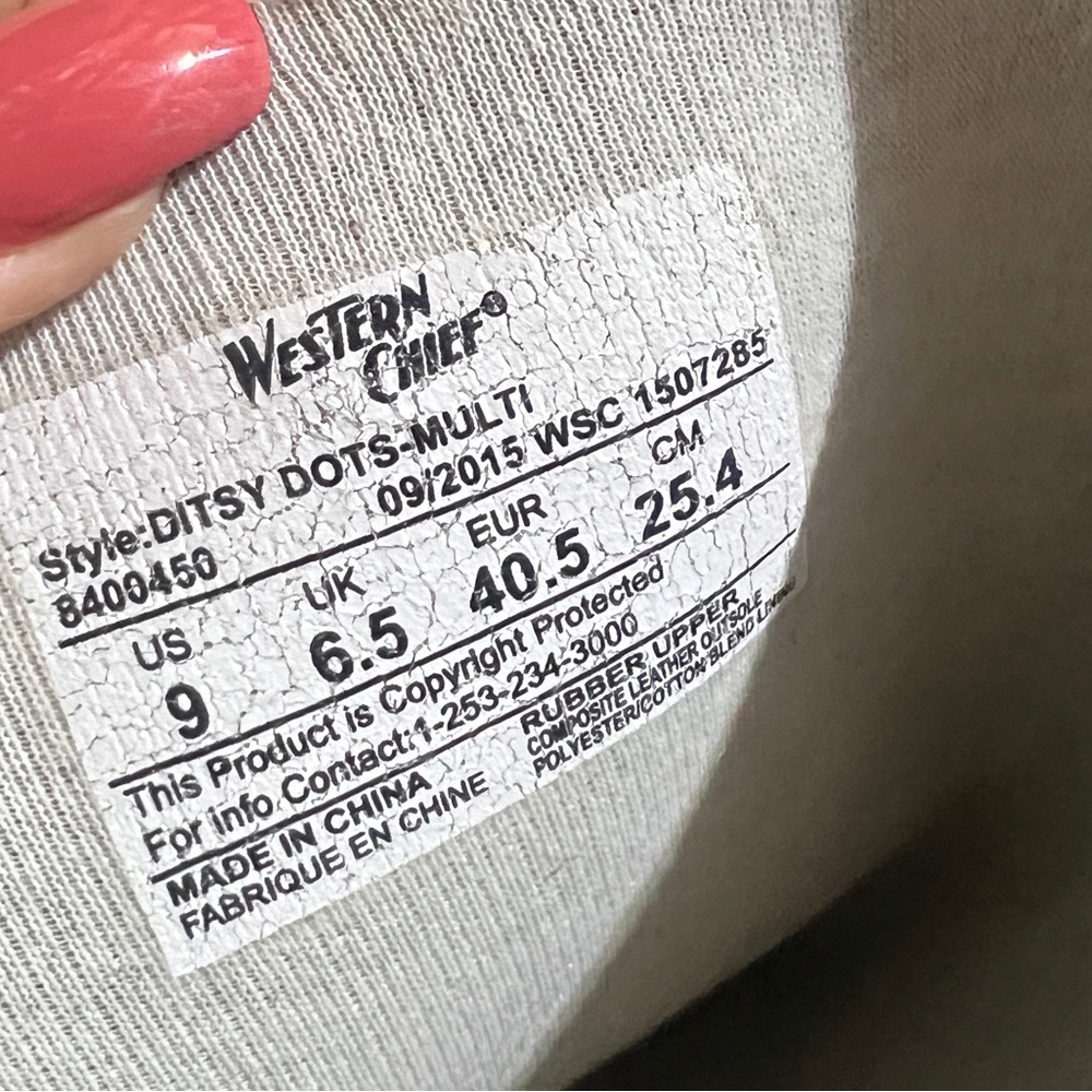 ๐ Western Chief Women's Ditsy Dot City Rain Boot, 9 ๐
- Picture 7 of 10